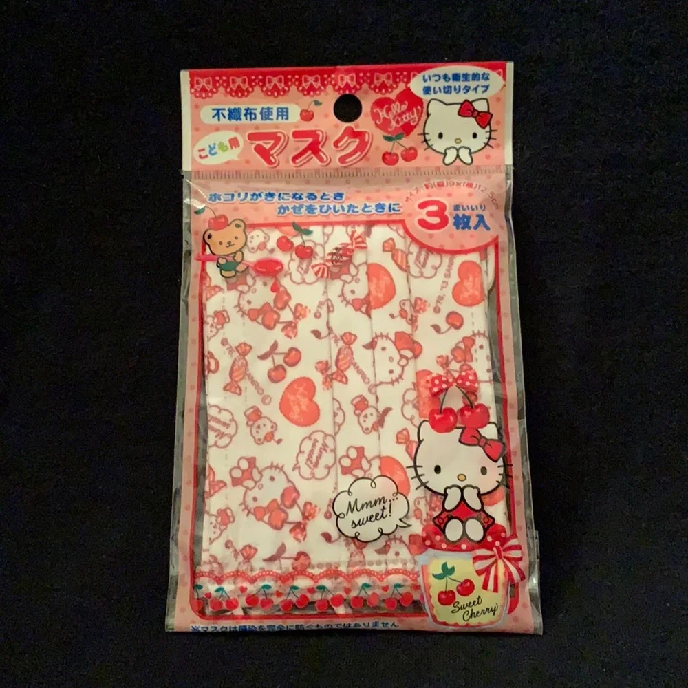 Hello Kitty disposable face masks from Japan cherry print 3 pack NWT